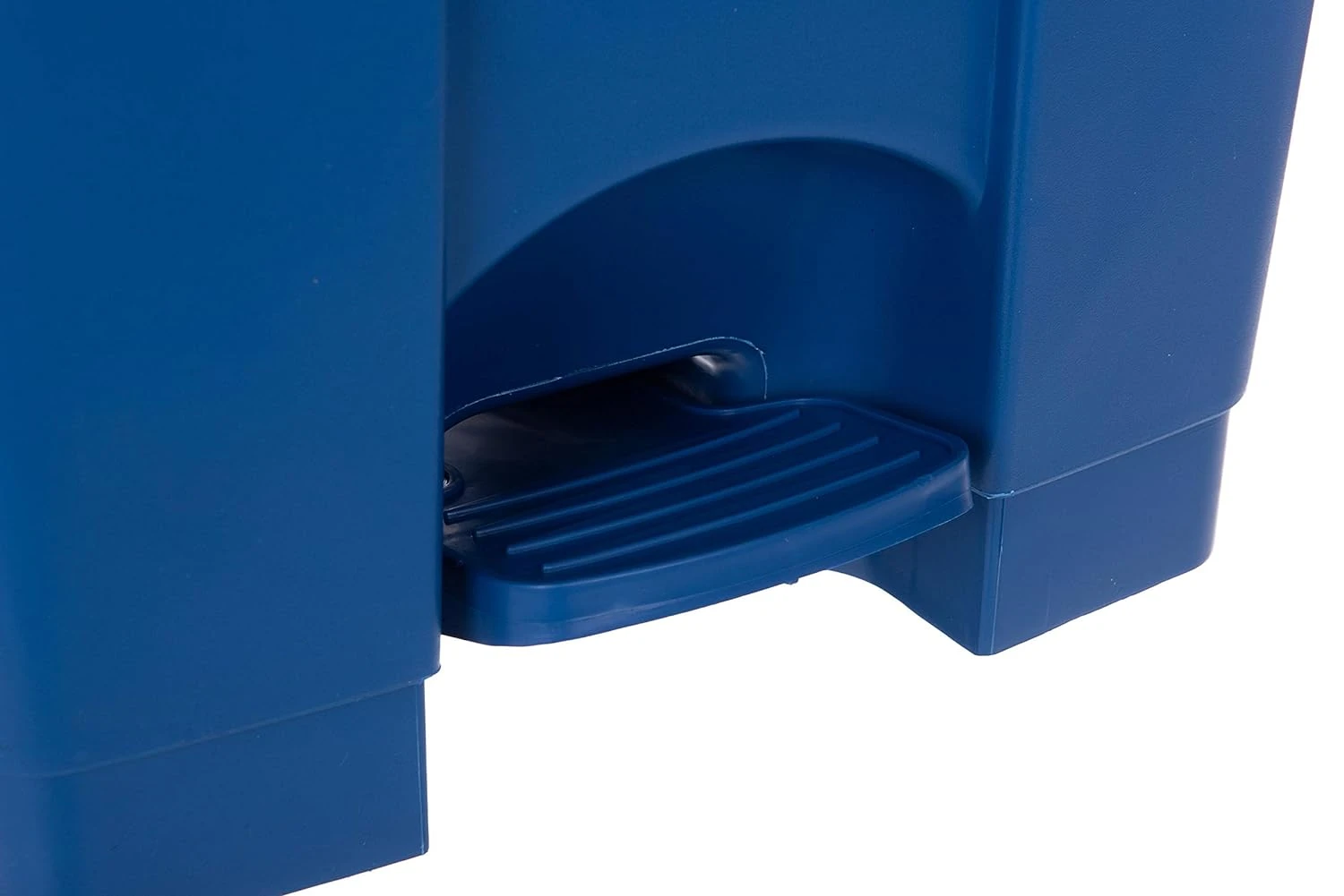 JanSan Front Step-On Polypropylene Bin 45L with Lid Blue