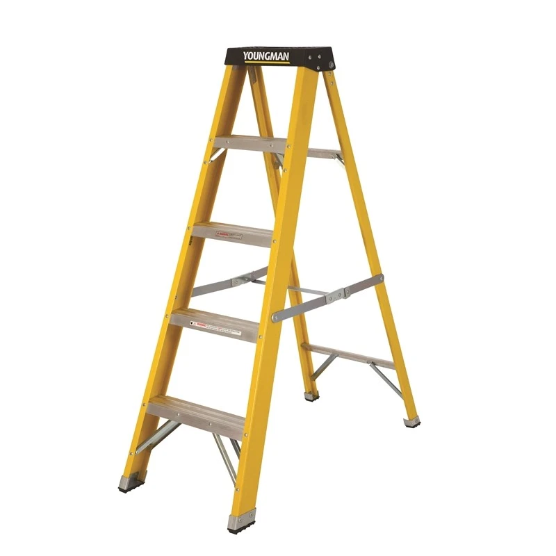 JanSan Fibreglass Ladder 5 Tread Builders Steps